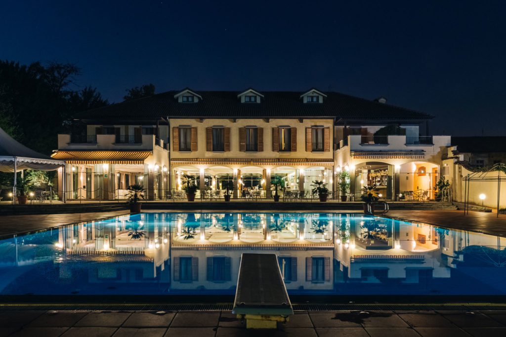 Festa in piscina Hotel dei Giardini Nerviano